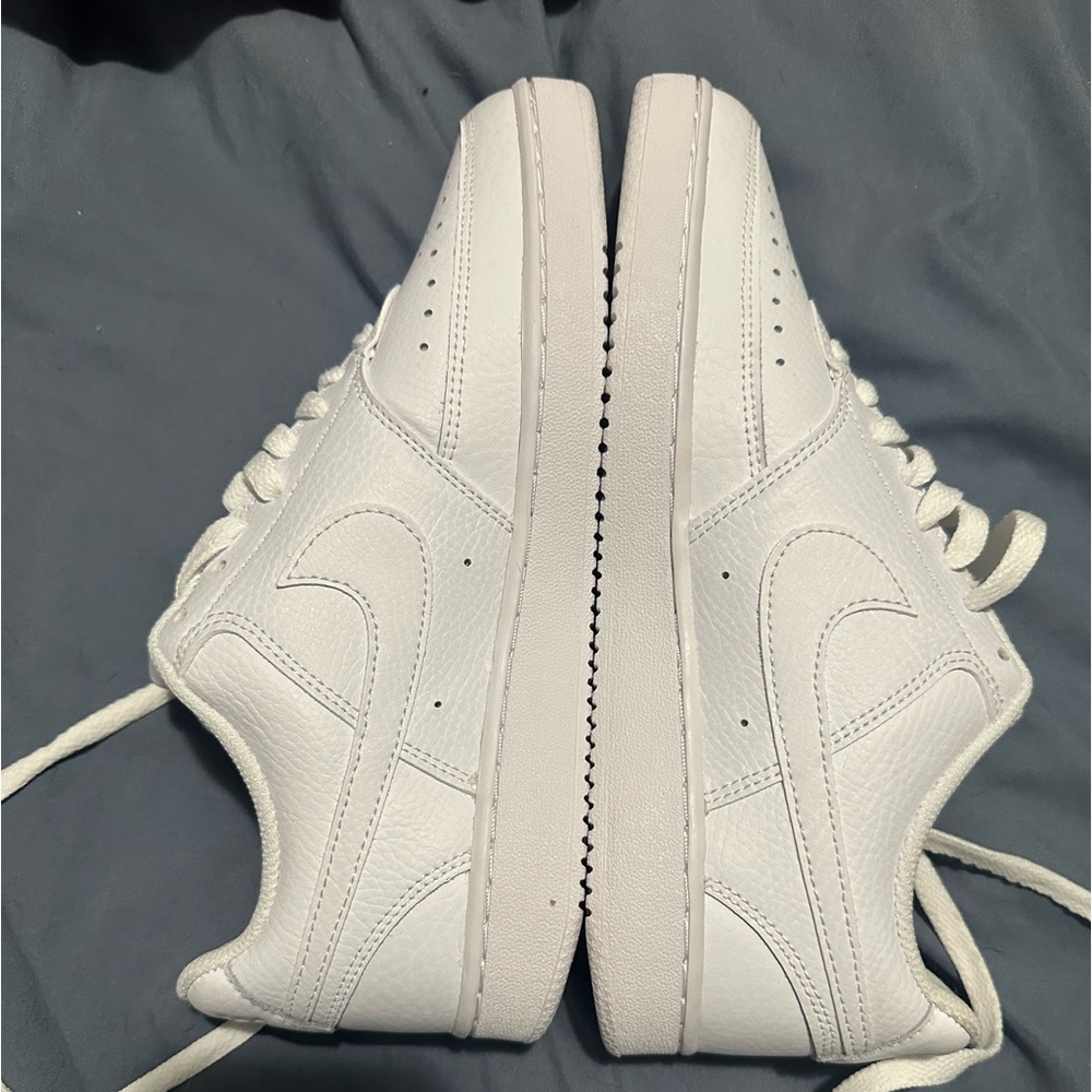 Nike court vision low
